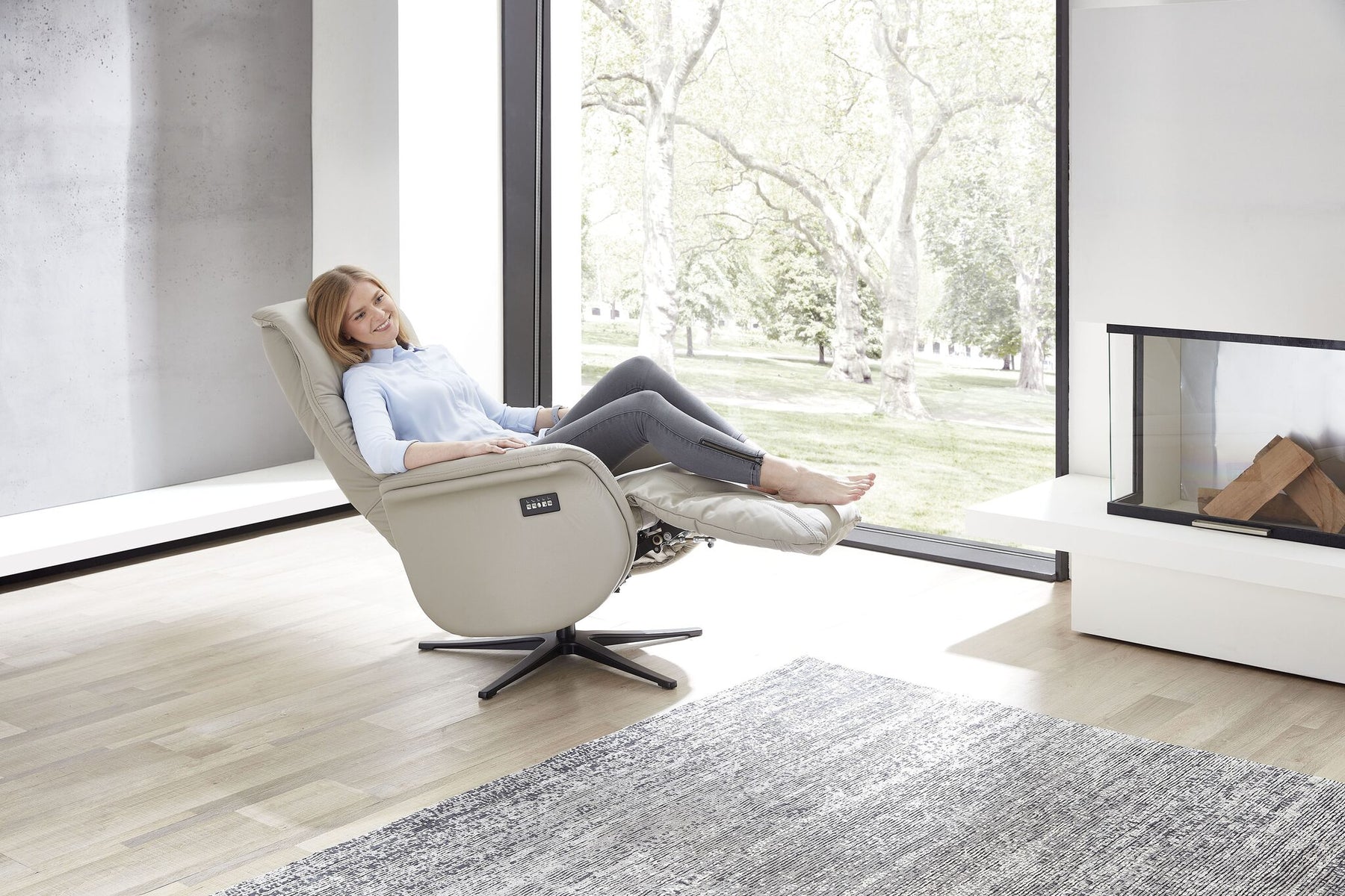 Relaxsessel elektrisch mit 2 Motoren & Drehfunktion – Echtleder